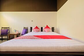 OYO 2519 Mayang Garini