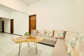 OYO 2519 Mayang Garini