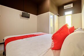 OYO 2519 Mayang Garini