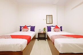 OYO 2519 Mayang Garini