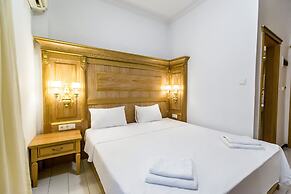 Greek Pride Seafront Hotel