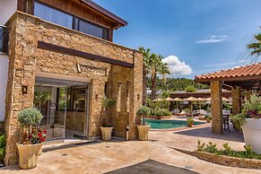 Greek Pride Seafront Hotel