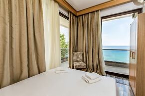 Greek Pride Seafront Hotel