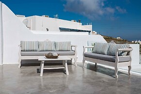 The Grand Cave House