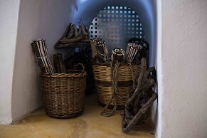 The Grand Cave House