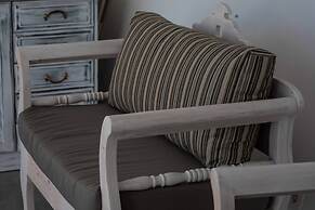 The Grand Cave House