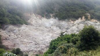 Bay Heights Bed and Breakfast