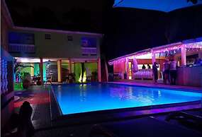 Bay Heights Bed and Breakfast