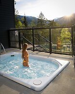 Basecamp Resorts Revelstoke