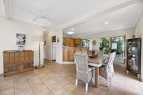 Fabulous Pet Friendly Family Home - 3 Carribean Court