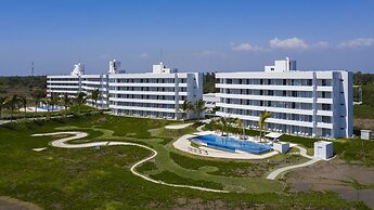 Oceana Resort & Conventions - All Inclusive