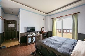 Chingjing New Paradise B&B