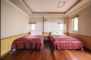 Chingjing New Paradise B&B