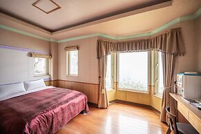 Chingjing New Paradise B&B