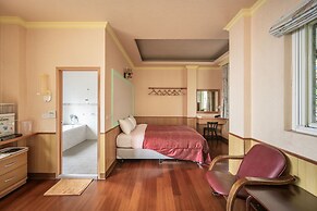 Chingjing New Paradise B&B