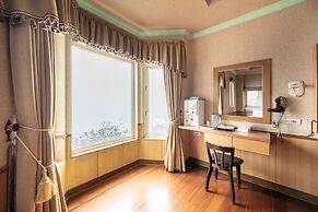 Chingjing New Paradise B&B