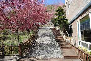 Chingjing New Paradise B&B