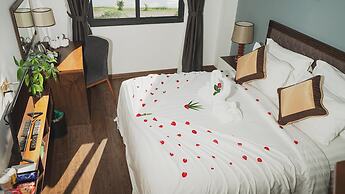 Sen Yangon Lakeview Hotel