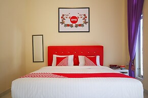 OYO 2202 Delima Guest House Syariah