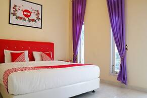 OYO 2202 Delima Guest House Syariah