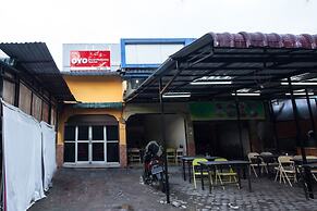 OYO 1733 Pocut Residence Syariah