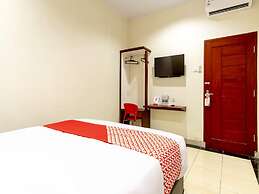 Capital O 1585 Ring Road Residence