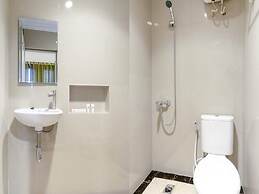 Capital O 1585 Ring Road Residence