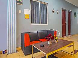 OYO 990 Stadion Residence Syariah