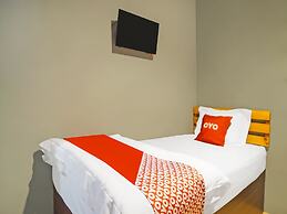 OYO 990 Stadion Residence Syariah