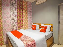 OYO 990 Stadion Residence Syariah