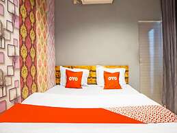 OYO 990 Stadion Residence Syariah