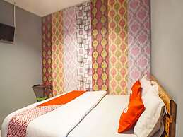 OYO 990 Stadion Residence Syariah