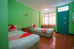 OYO 1389 Hotel Carissima