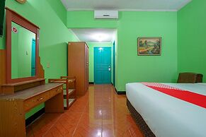 OYO 1389 Hotel Carissima