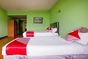 OYO 1389 Hotel Carissima