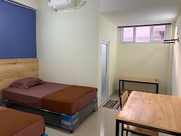 OYO 2203 Wira Residence