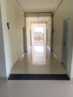 OYO 2203 Wira Residence