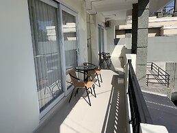 OYO 2203 Wira Residence