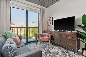 Lodgeur at Mid Main Lofts