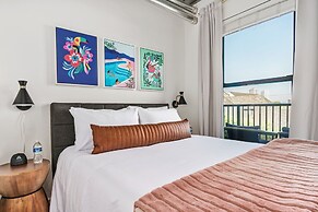 Lodgeur at Mid Main Lofts