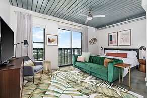 Lodgeur at Mid Main Lofts