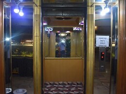 Hotel De Mall