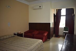 Hotel De Mall
