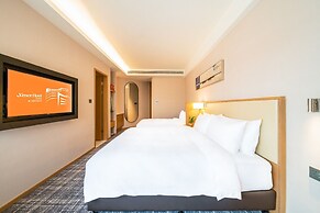 Xence Hotel