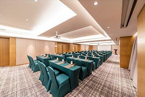 Xence Hotel