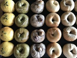 Hokkaido Bed & Bagel