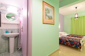 Ni-Mar Studios & Apartments