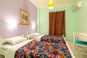 Ni-Mar Studios & Apartments