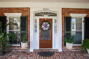 Lovely 3 BR home only 15mins from downtown NOLA / Permit #21-RSTR-1992