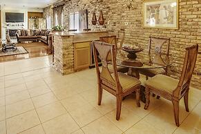 Lovely 3 BR home only 15mins from downtown NOLA / Permit #21-RSTR-1992